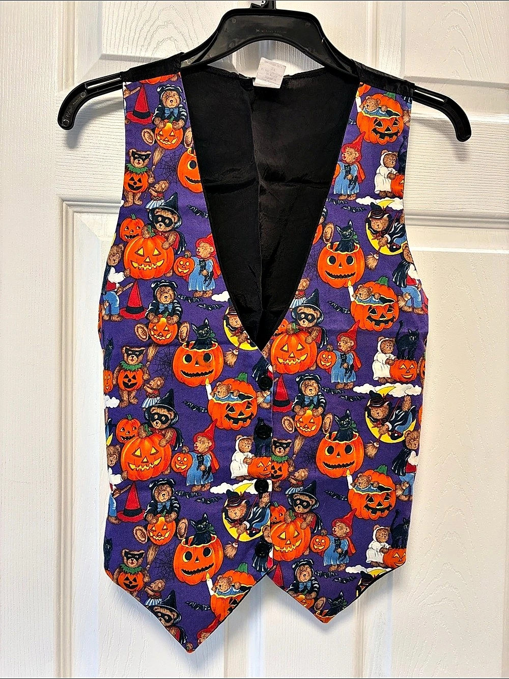 111 Main Vintage Halloween Pumpkin and Bear Print Vest Purple & Black Small/Med